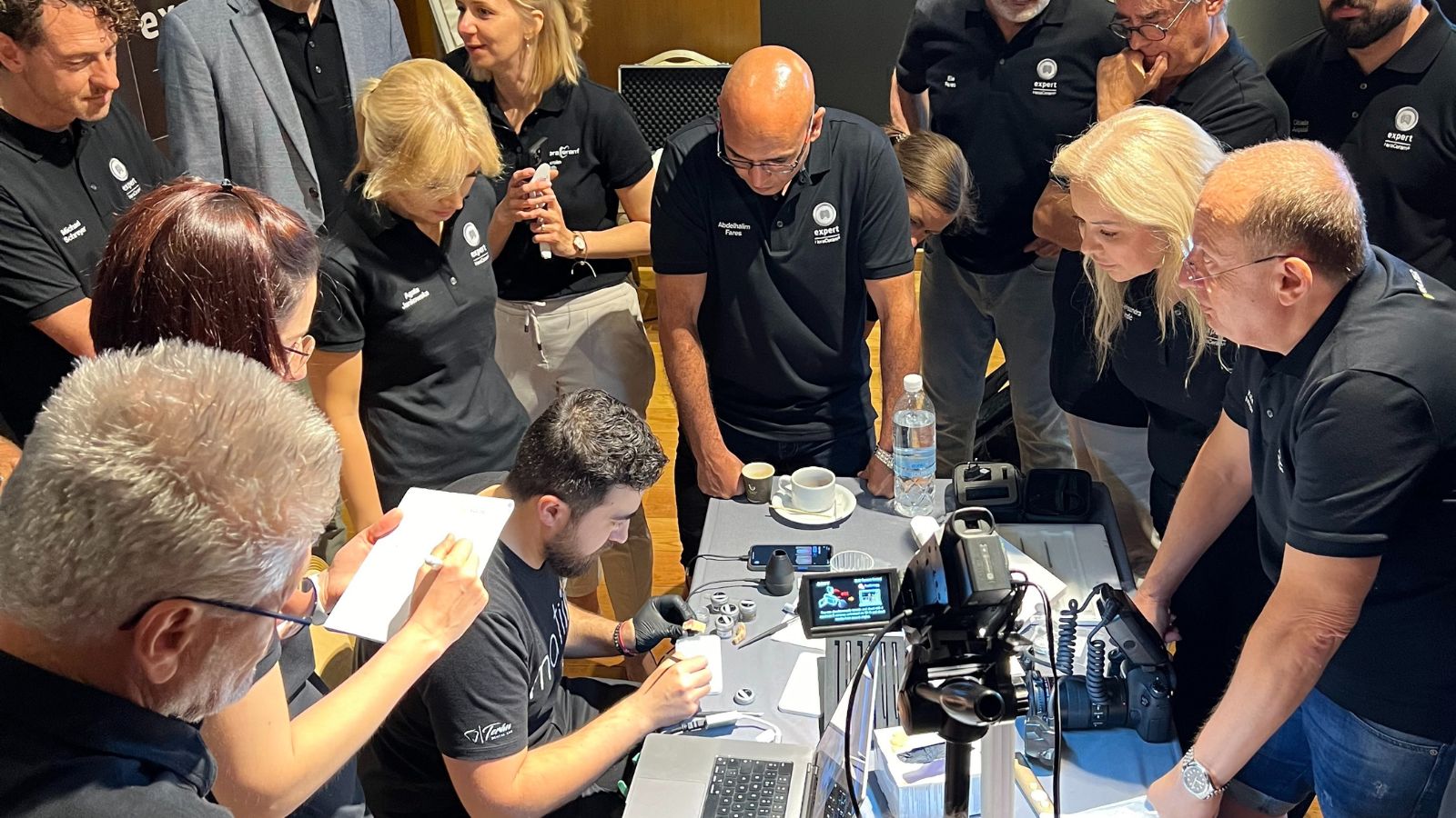 HeraCeram Dentalkeramik kann mit dem Matisse-System kombiniert werden.