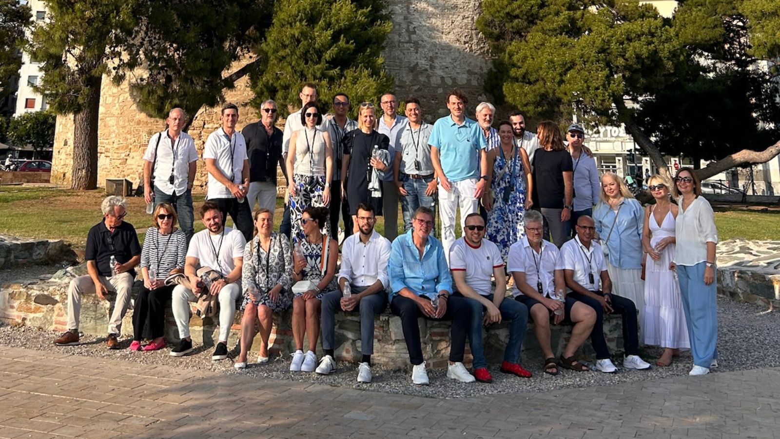 Gruppenfoto HeraCeram Experten KOL-Meeting von Kulzer in Thessaloniki