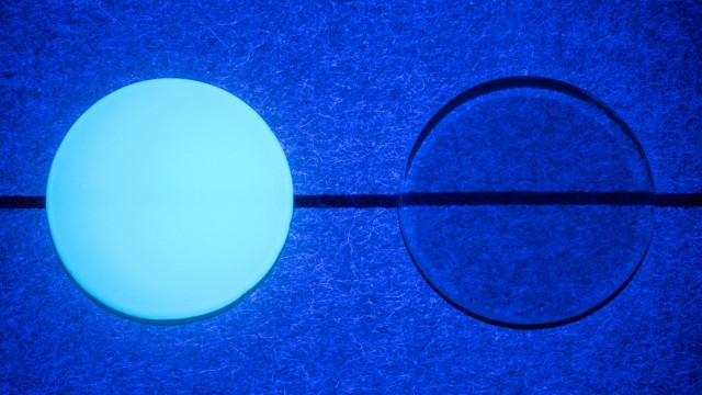 Fluoreszenz von Glaze Fluo und Glaze